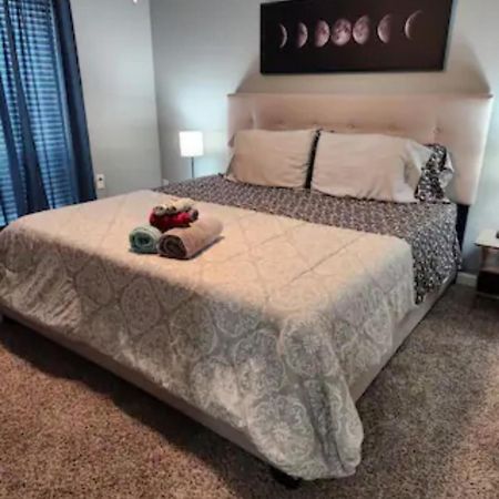 Blue Shark *B501* @ Medical Center 1Br Modern King Apartment With Private Patio Houston Bagian luar foto