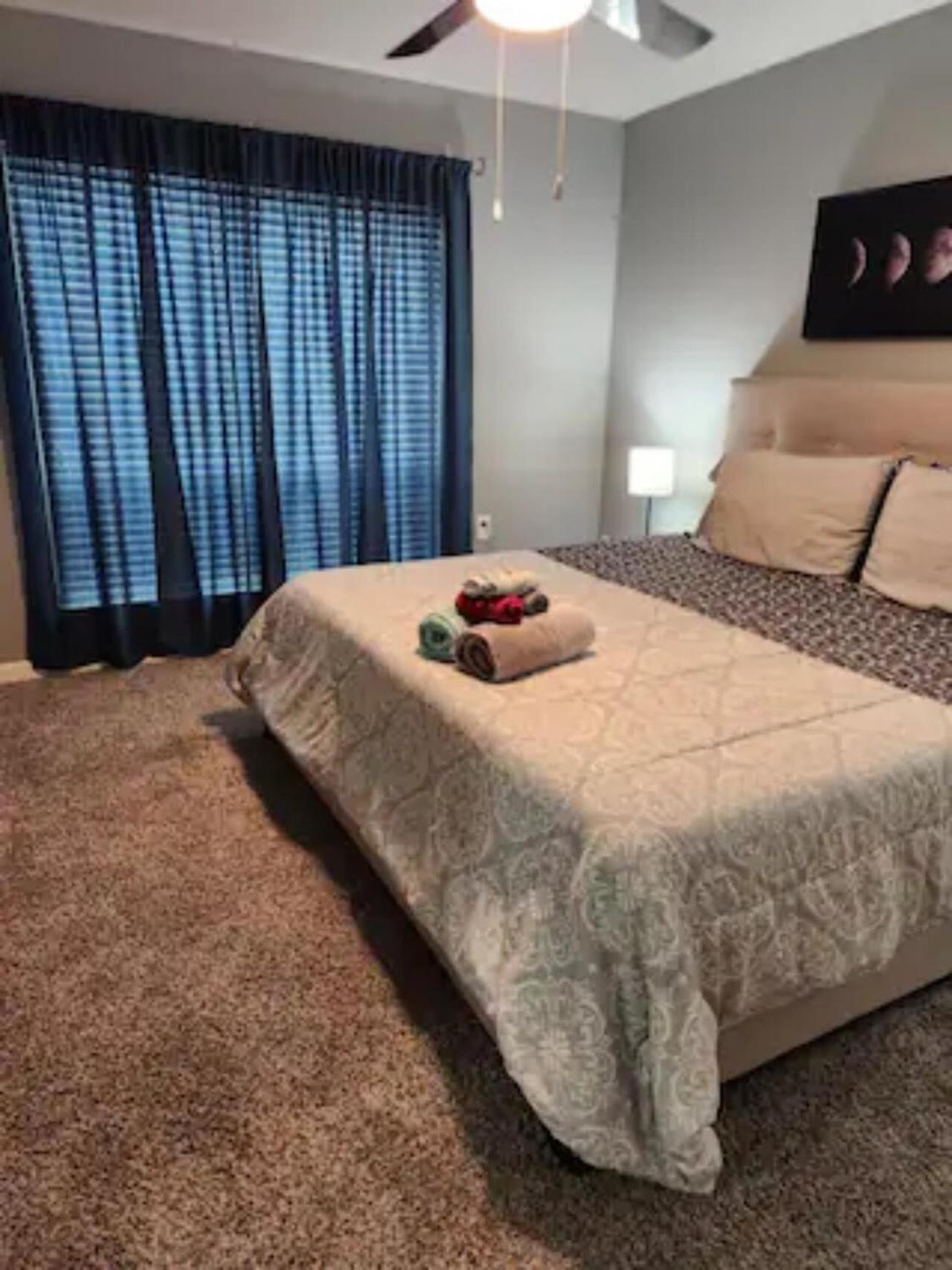 Blue Shark *B501* @ Medical Center 1Br Modern King Apartment With Private Patio Houston Bagian luar foto